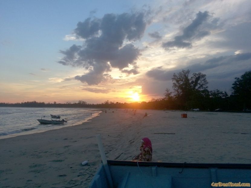 rekreasi pantai chendor kemaman