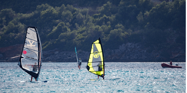 Pulau Sibu - Luncur Angin (Windsurfing)