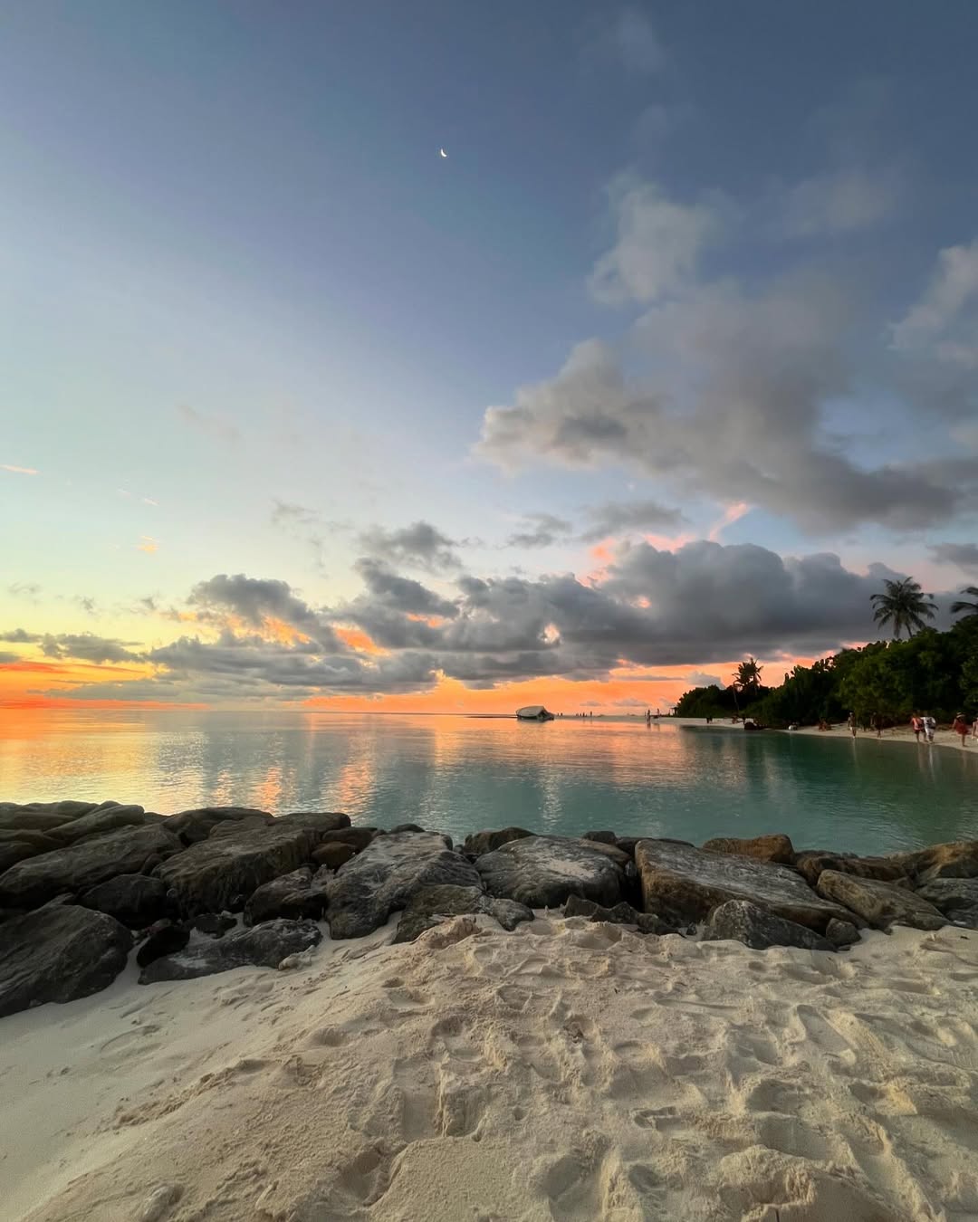 budget honeymoon ke maldives